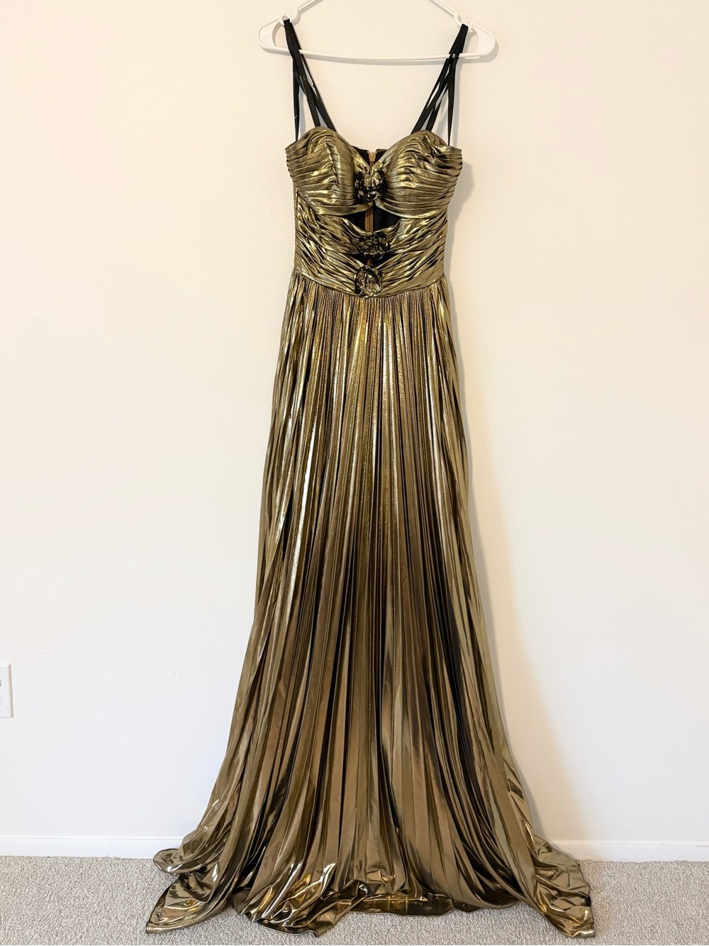 JOVANI Gold Metallic Pleated Strapless Floral Cut Out Prom Gown 42335 Size 0 - Picture 7 of 14